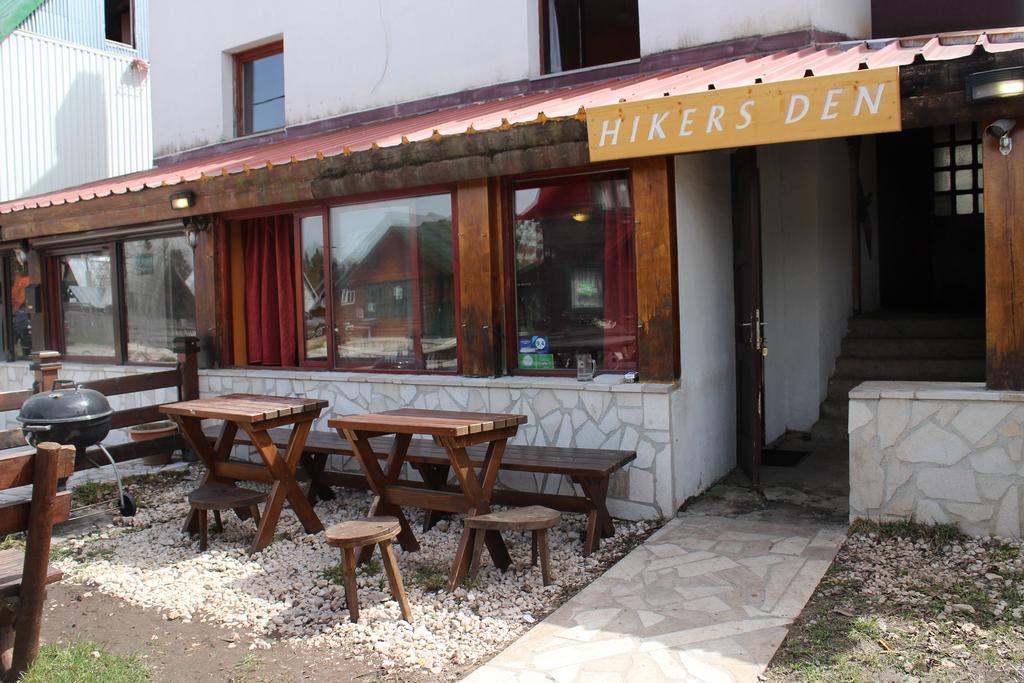 Hostel Hikers Den Žabljak Esterno foto